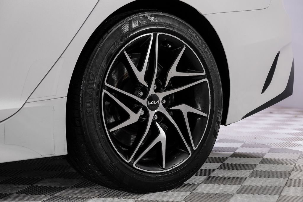 Used 2022 Kia Stinger GT-Line w/ Sun & Sound Package image 59