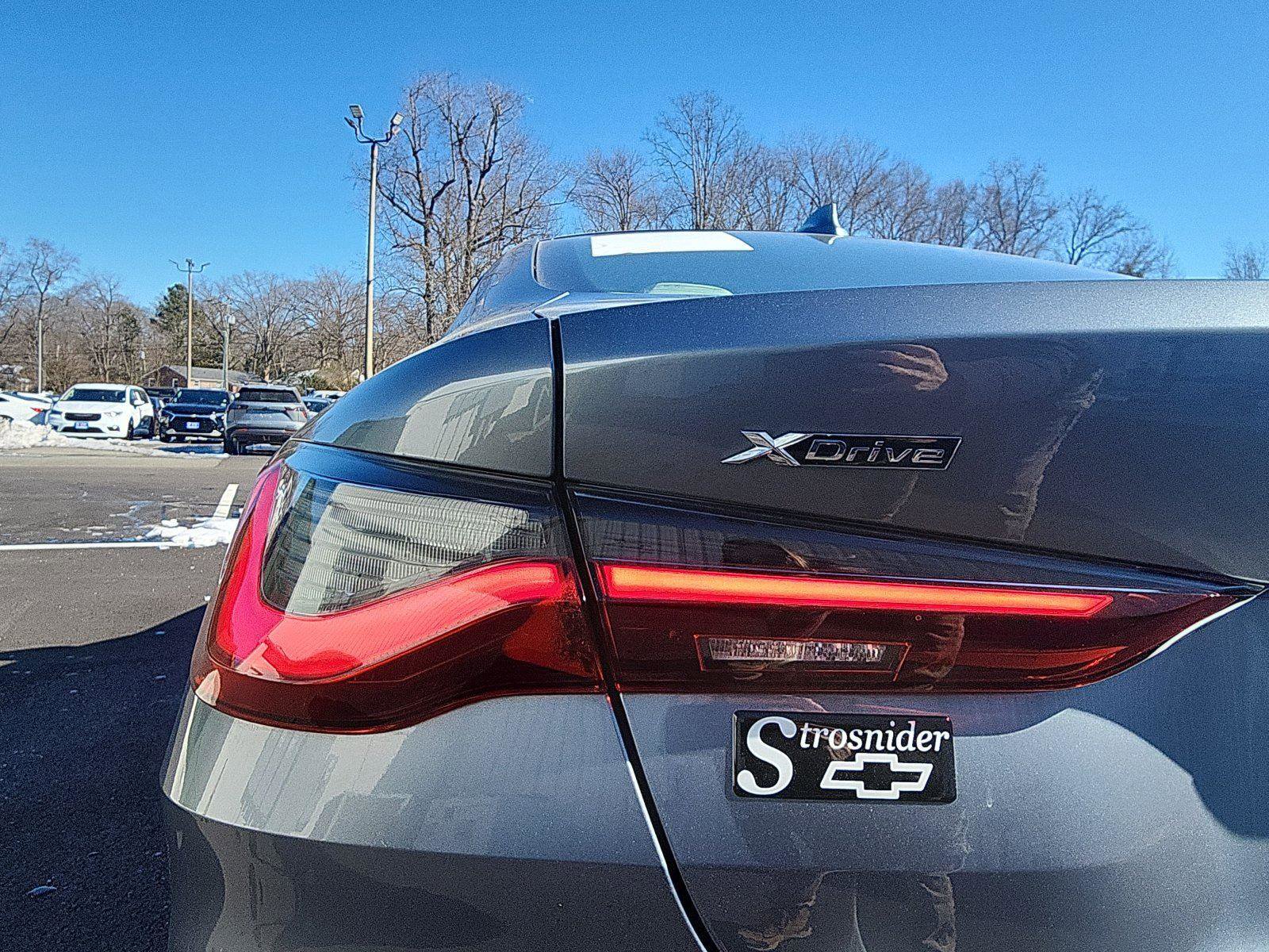 Used 2021 BMW 430i xDrive Coupe w/ Premium Package image 13