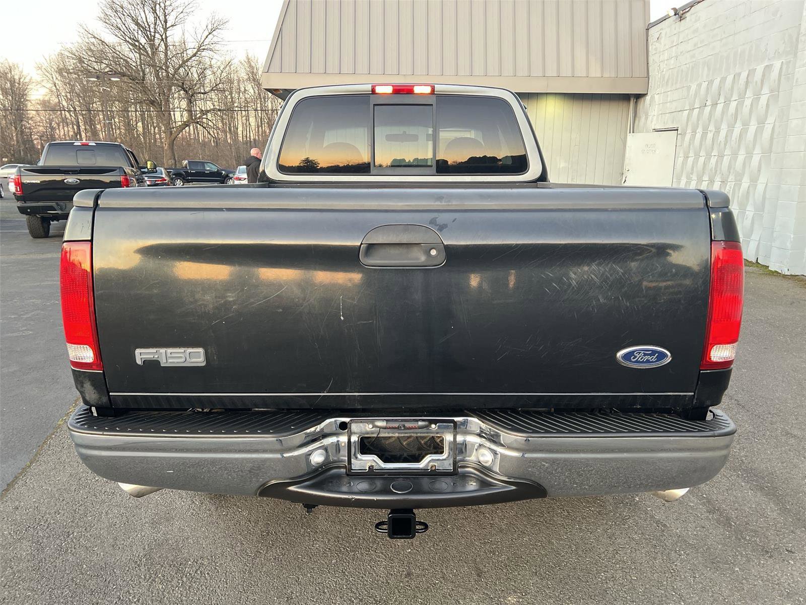 Used 1998 Ford F150 XLT image 5