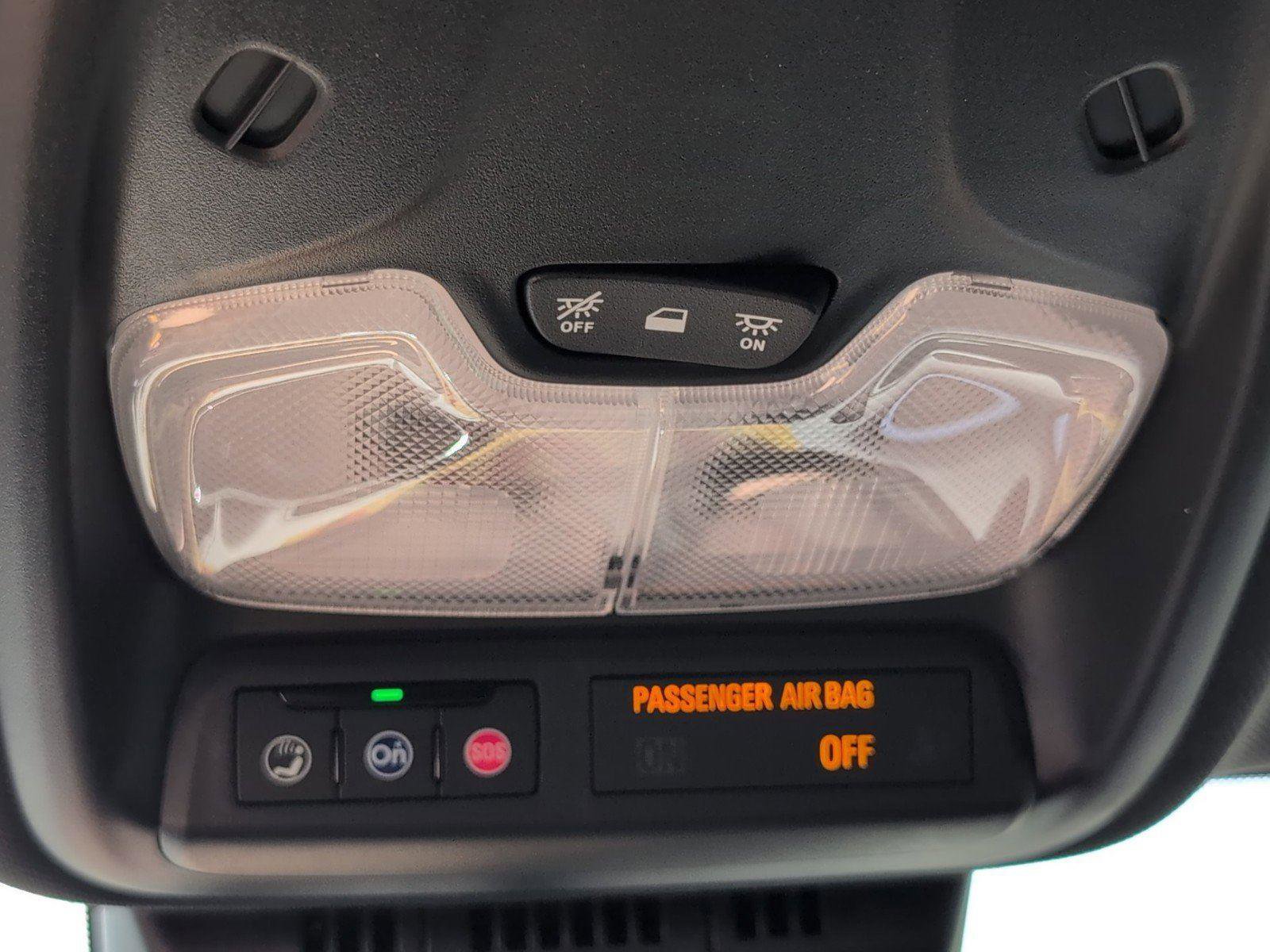 New 2026 GMC Canyon Elevation w/ Convenience Package image 28