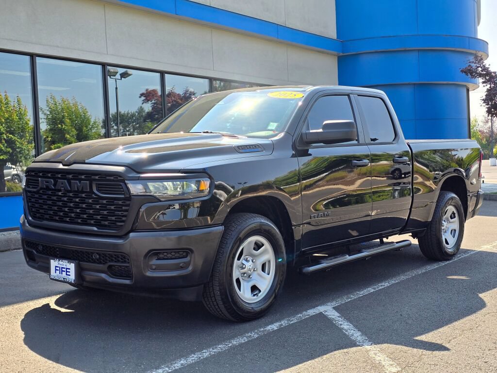 Used 2025 RAM 1500 Tradesman AWD/4WD image 1