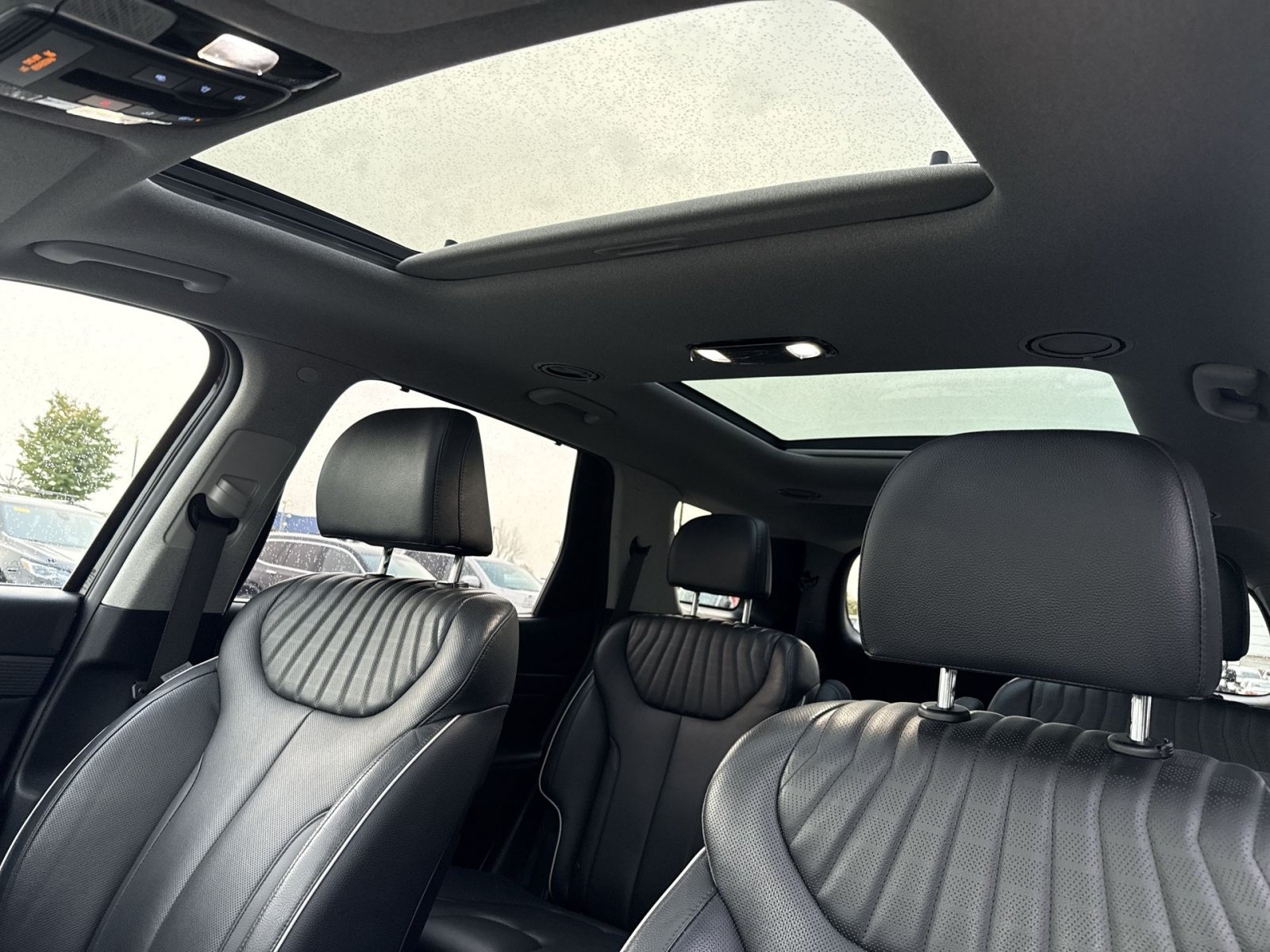 Used 2023 Hyundai Palisade Limited AWD/4WD image 25