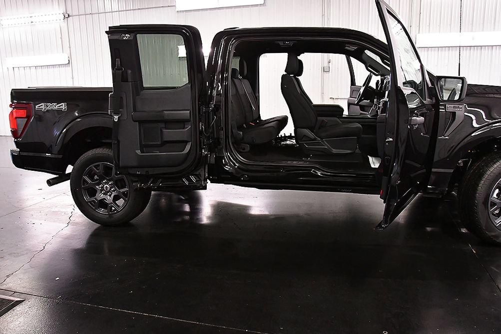 New 2026 Ford F150 STX w/ Equipment Group 200A AWD/4WD image 59