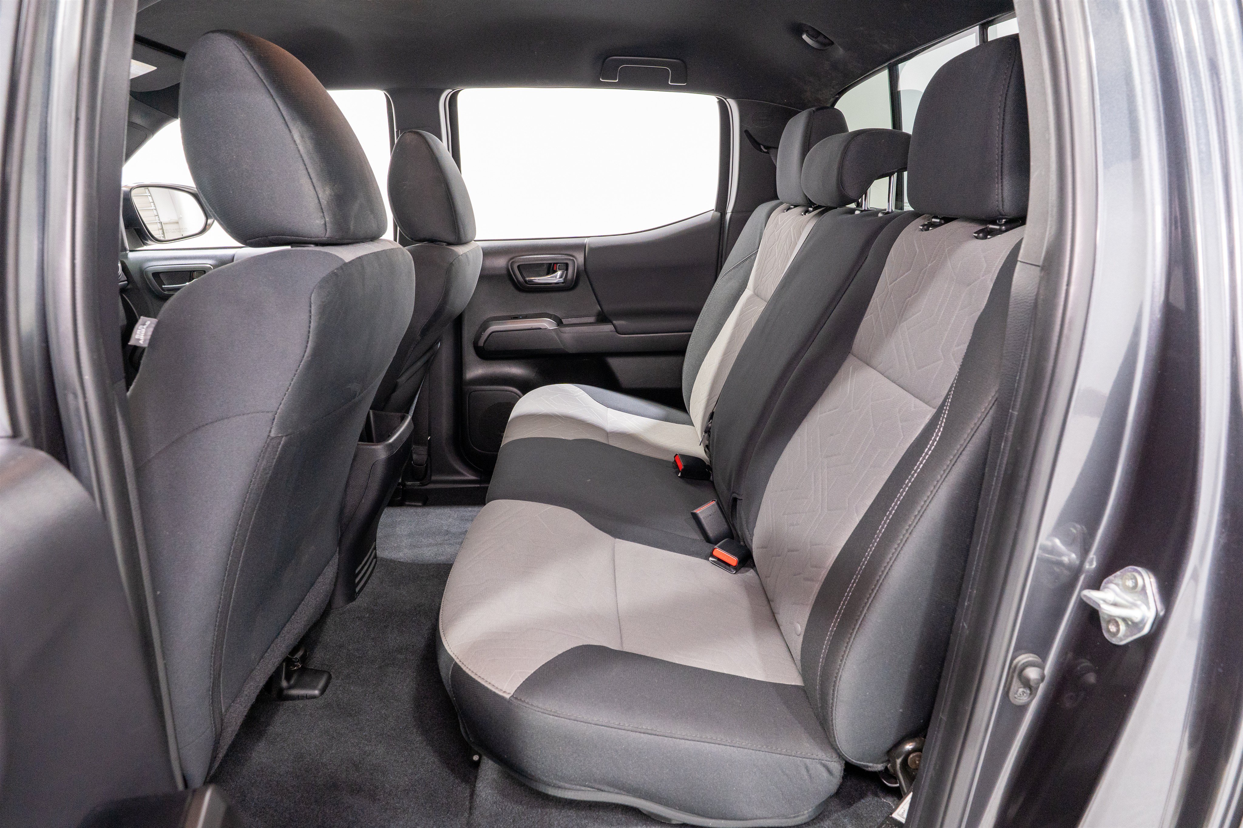 Used 2023 Toyota Tacoma TRD Sport AWD/4WD image 34
