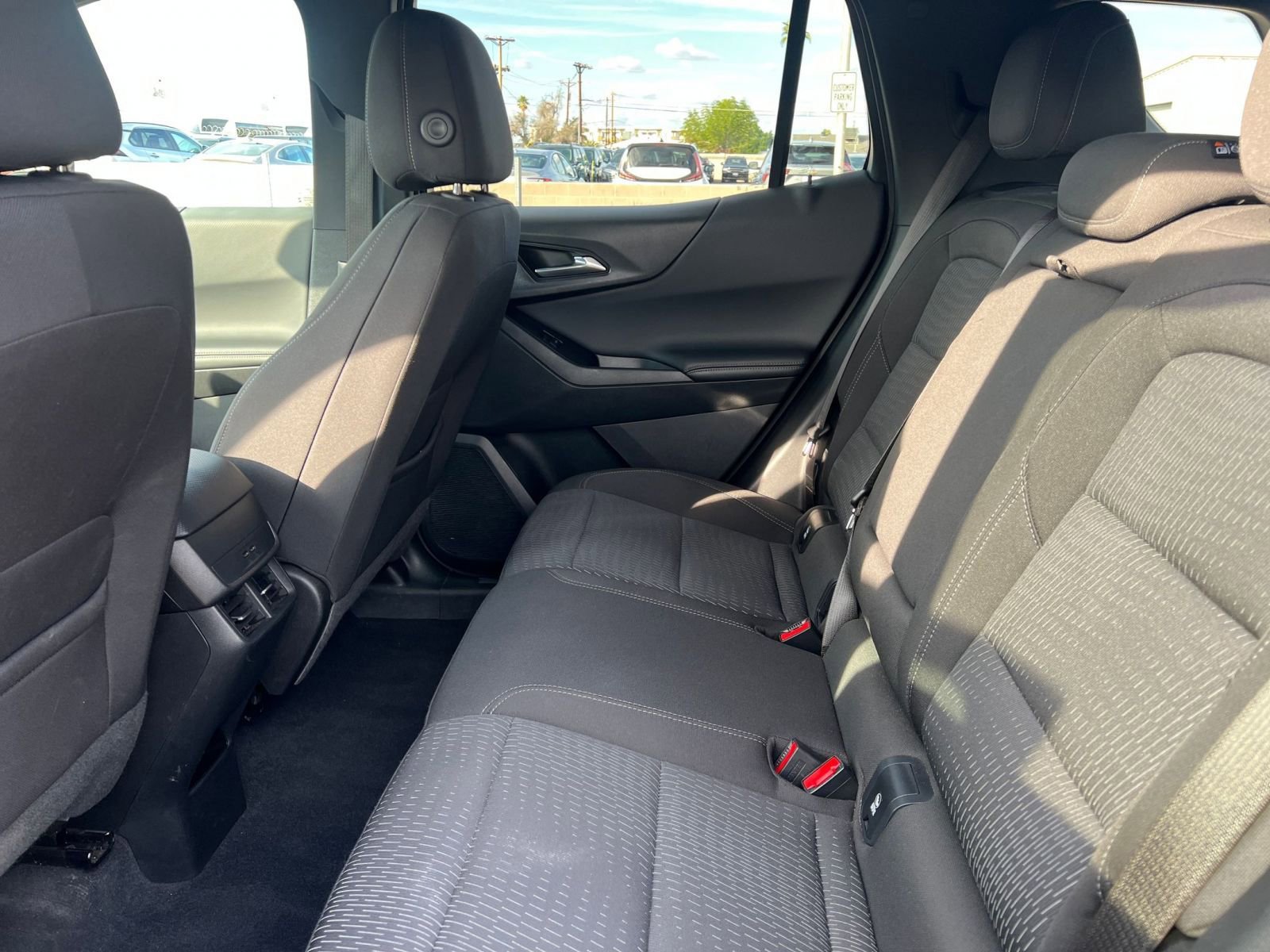 Used 2025 Chevrolet Equinox LT image 25