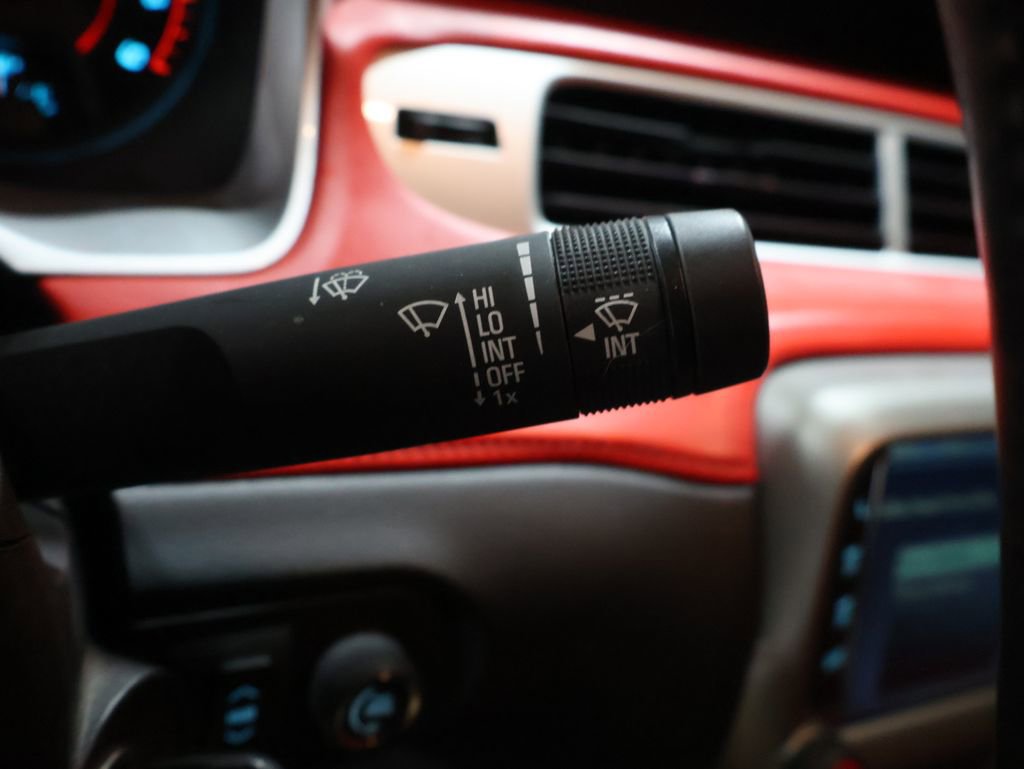 Used 2015 Chevrolet Camaro SS w/ Commemorative Special Edition image 31