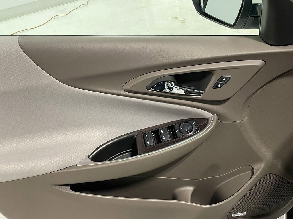 Used 2024 Chevrolet Malibu LS w/ Driver Confidence Package image 18