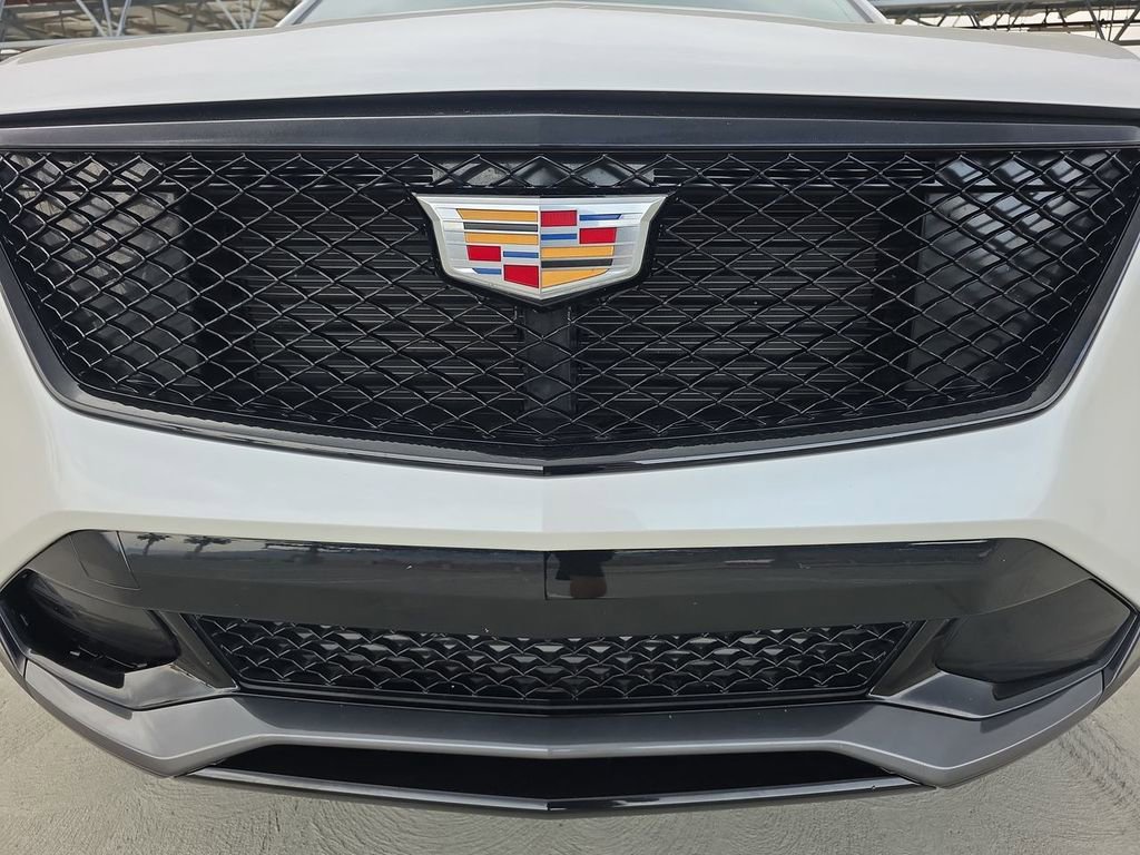 Used 2024 Cadillac XT4 Sport image 32