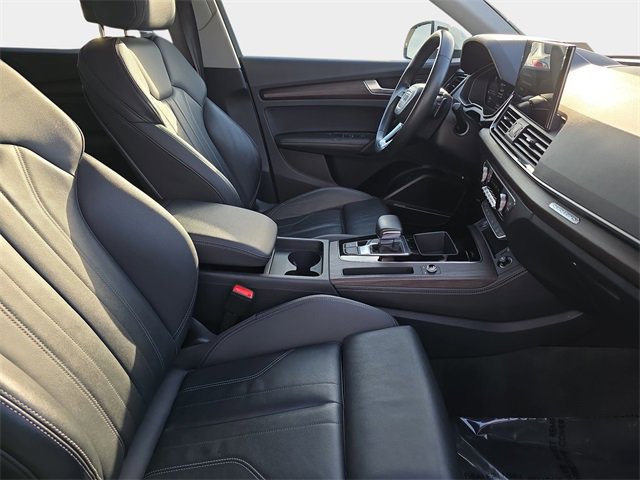 Used 2024 Audi Q5 2.0T Premium Plus image 12
