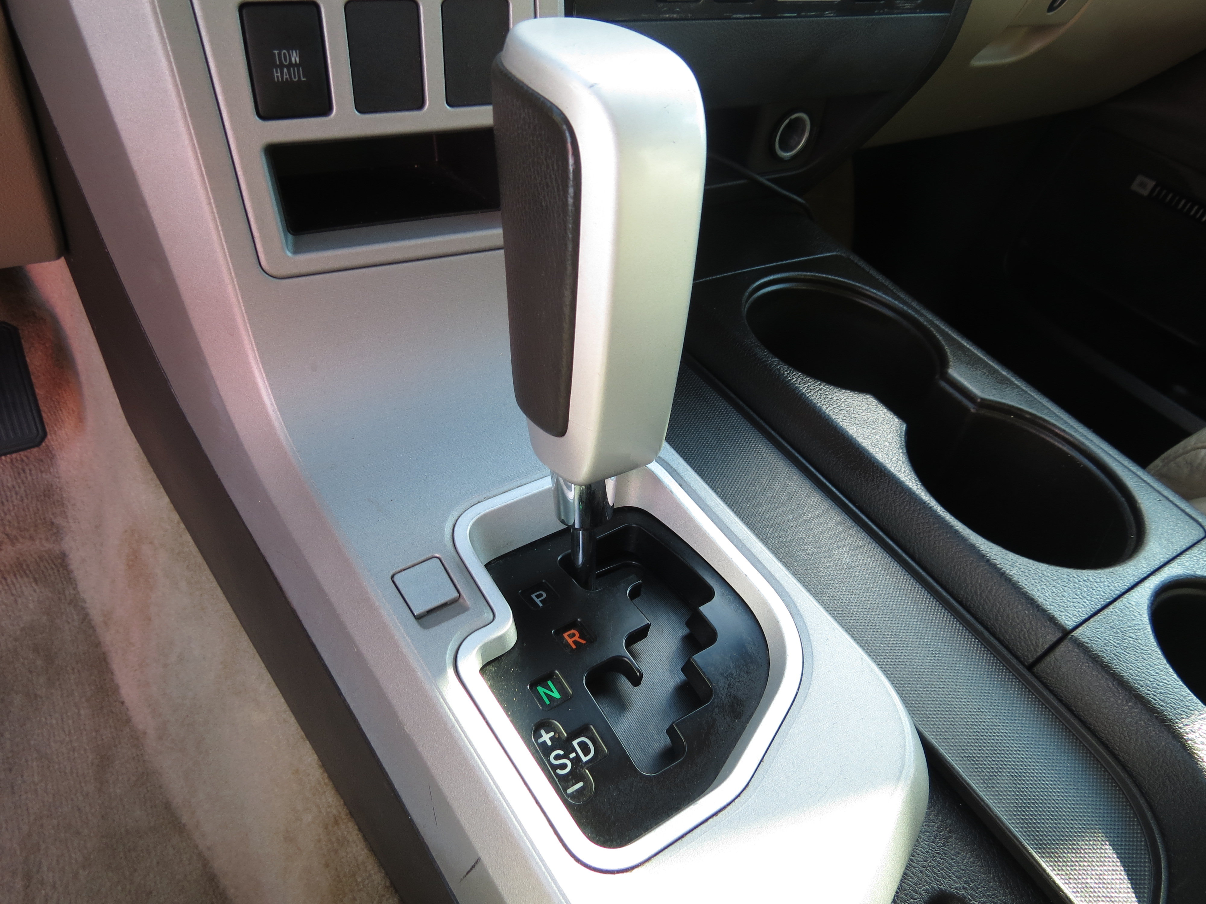Used 2008 Toyota Sequoia Limited RWD image 23