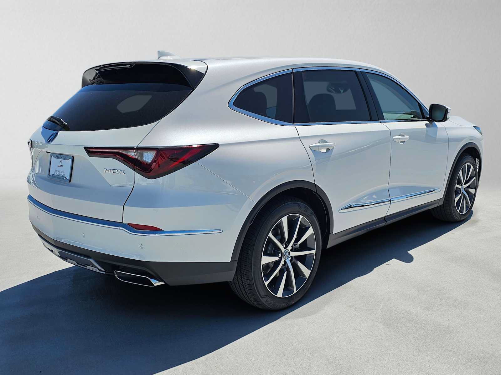 New 2026 Acura MDX w/ Technology Package FWD image 3