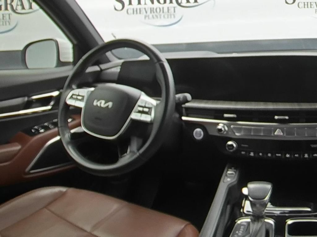 Used 2023 Kia Telluride EX FWD image 16