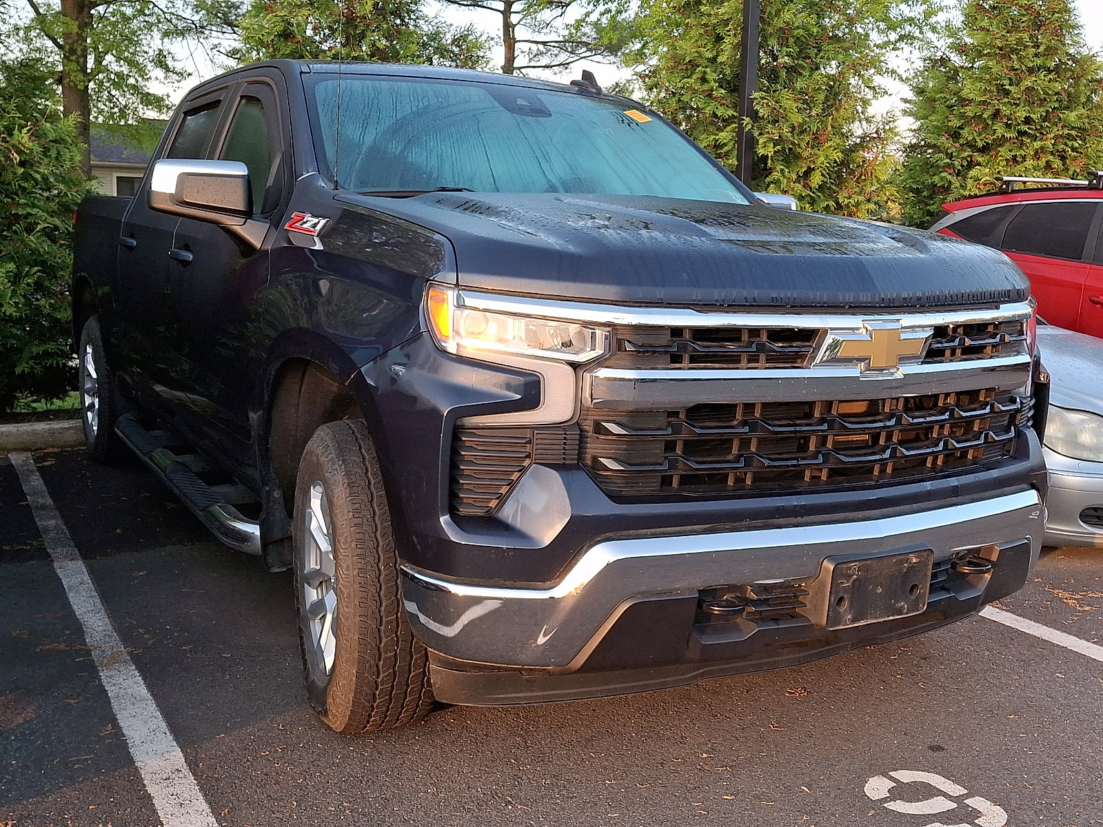 Used 2022 Chevrolet Silverado 1500 LT image 5