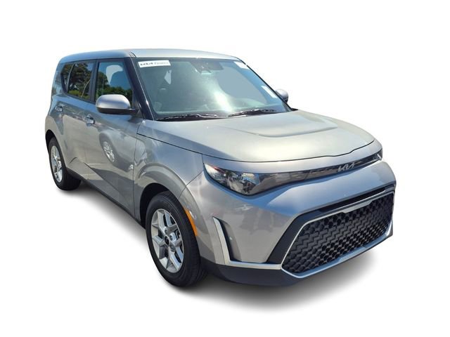 Used 2025 Kia Soul LX w/ LX Technology Package image 1