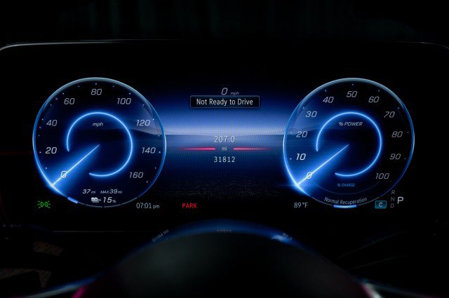 Certified 2023 Mercedes-Benz EQE 500 4MATIC Sedan image 21