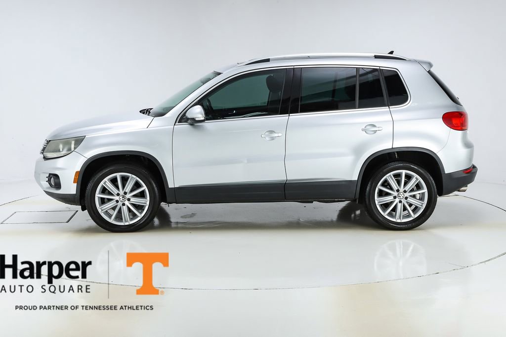Used 2015 Volkswagen Tiguan SEL FWD image 2