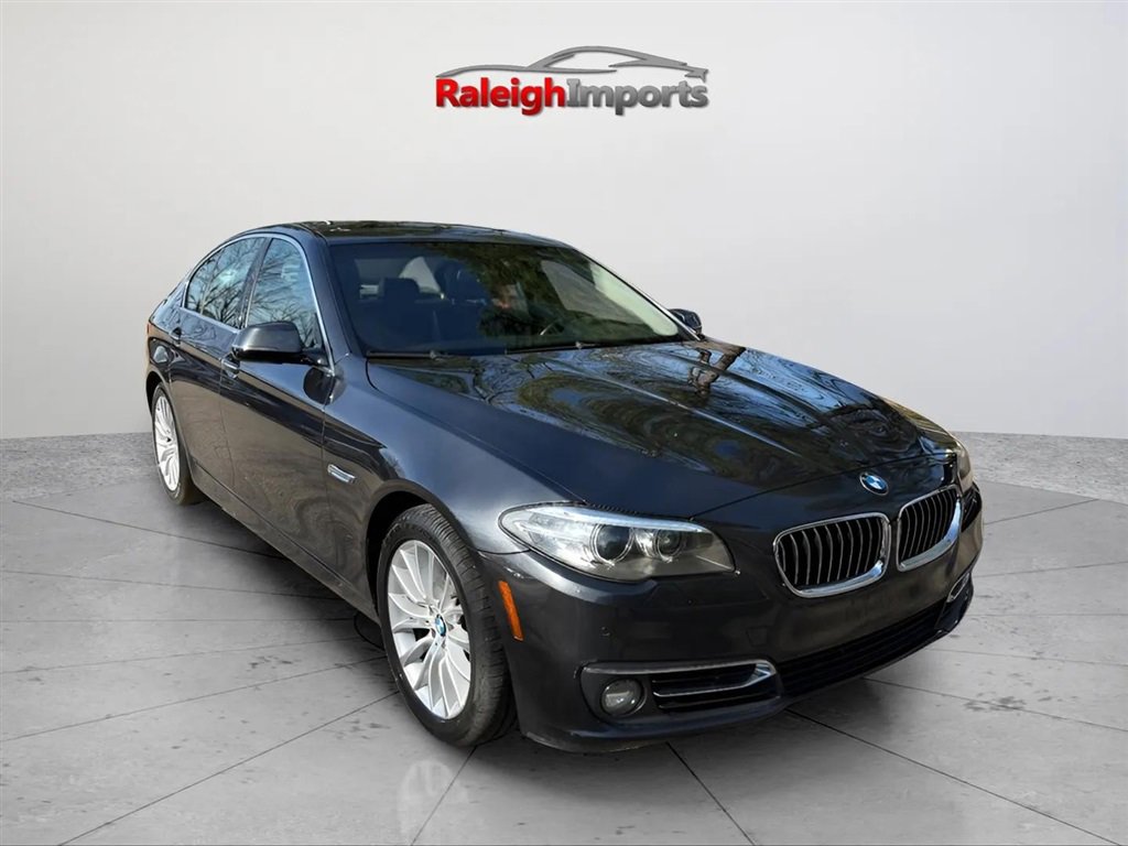 Used 2015 BMW 528i xDrive Sedan AWD/4WD image 5