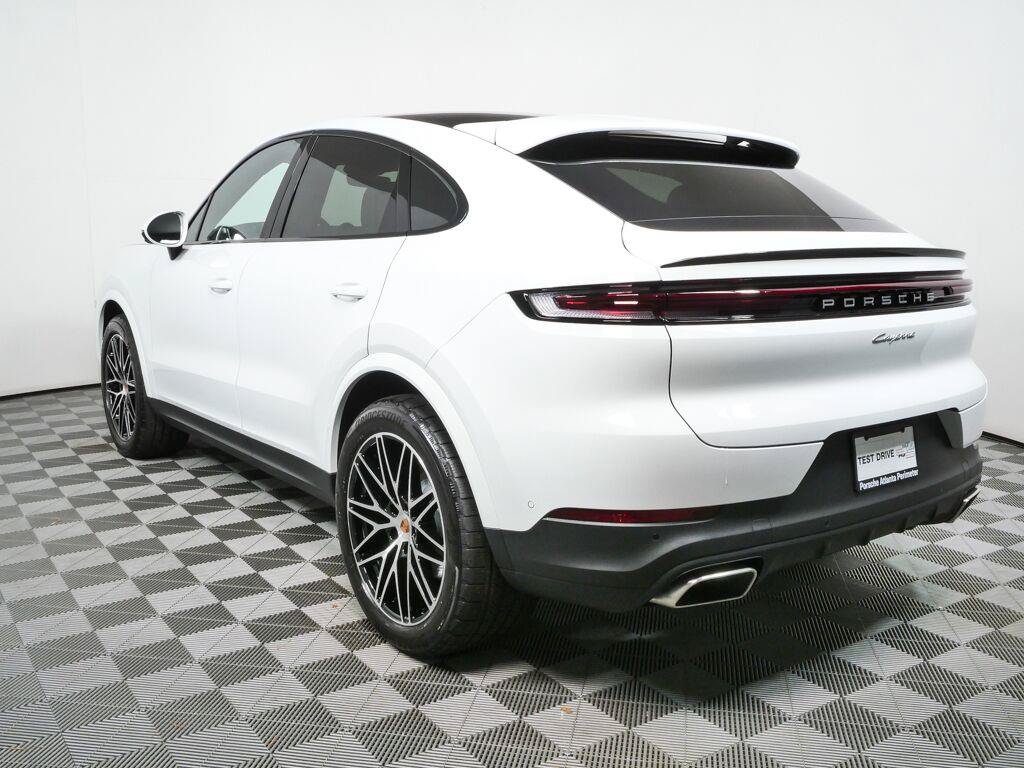 New 2026 Porsche Cayenne Coupe AWD/4WD image 3