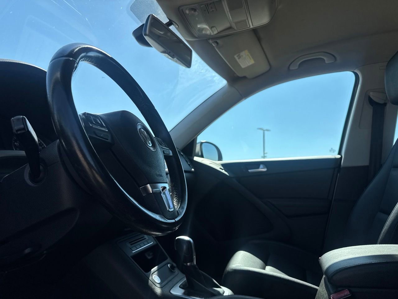 Used 2017 Volkswagen Tiguan S FWD image 36
