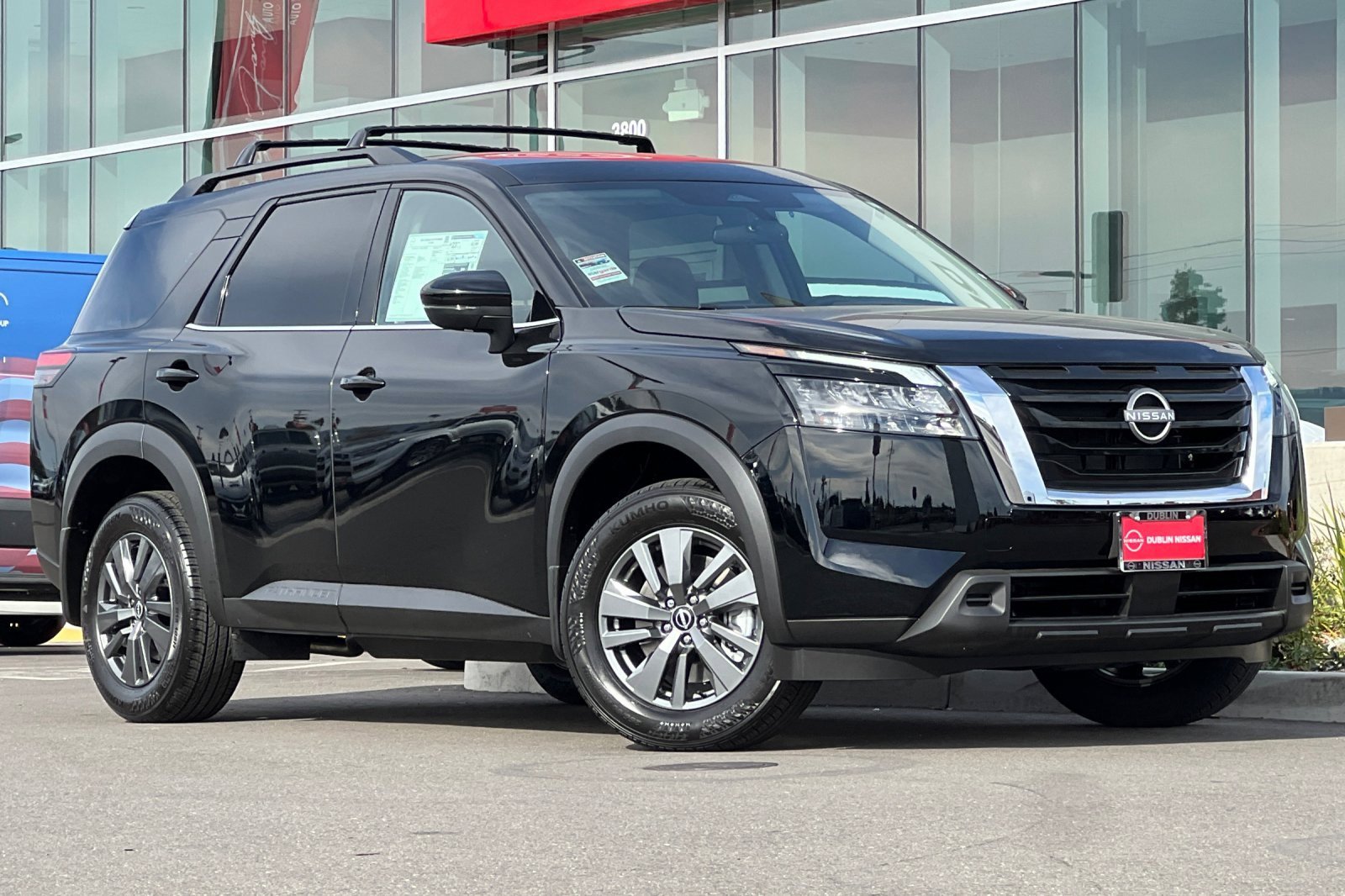 New 2025 Nissan Pathfinder SV image 1