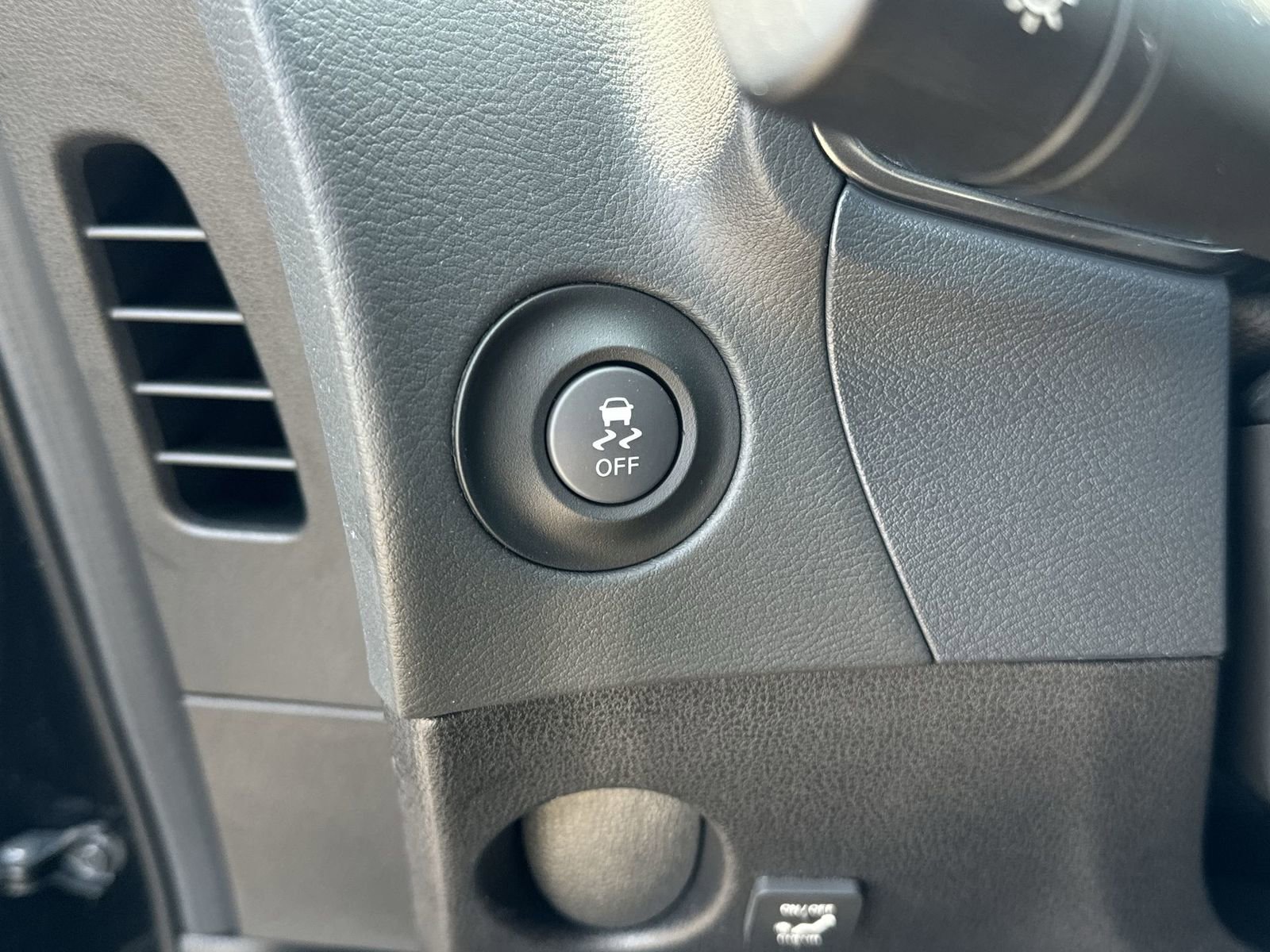 New 2024 Nissan Z NISMO w/ Floor Mat Package image 15