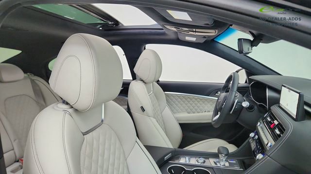 Used 2025 Genesis G70 3.3T Advanced w/ Sport Prestige Package image 22