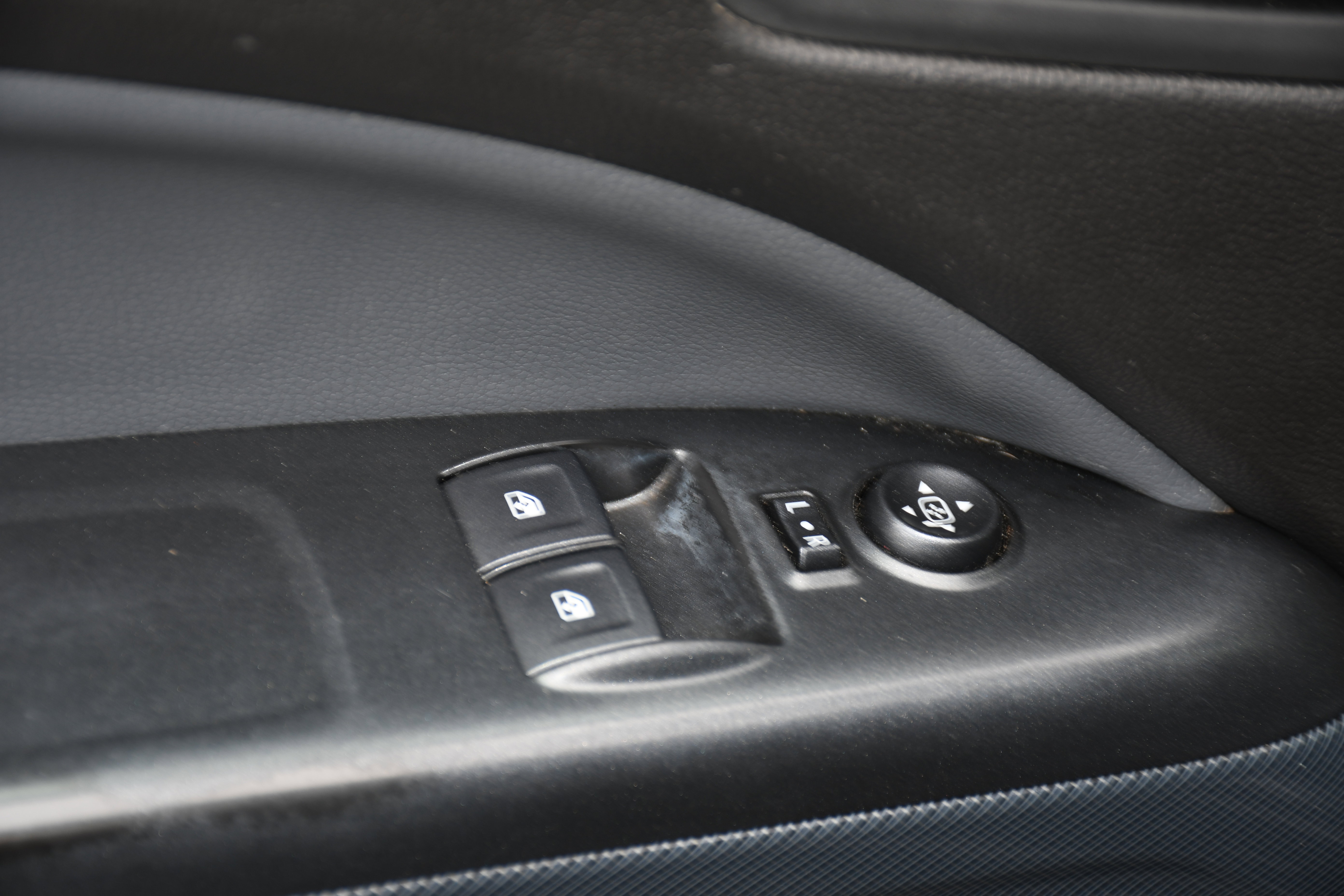 Used 2018 Chevrolet Colorado Z71 RWD image 10