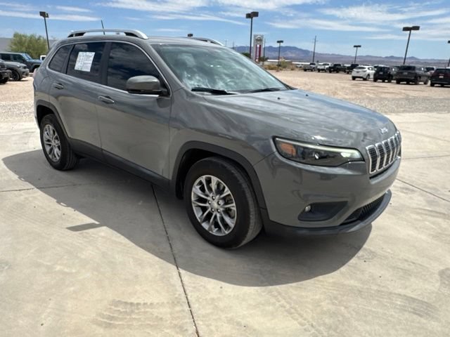 Certified 2020 Jeep Cherokee Latitude Plus w/ Comfort/Convenience Group FWD image 6