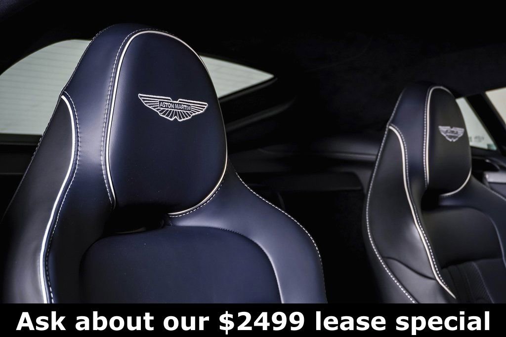 Used 2025 Aston Martin V8 Vantage Coupe image 18