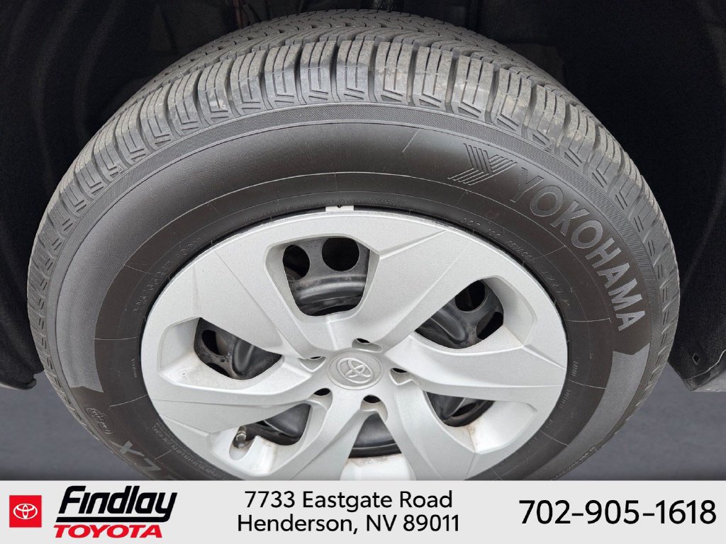 Certified 2022 Toyota RAV4 LE FWD image 26