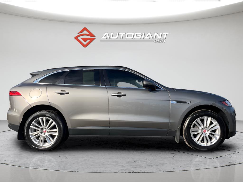 Used 2019 Jaguar F-PACE Prestige image 8
