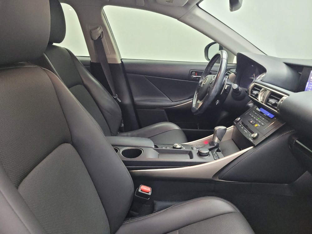 Used 2016 Lexus IS 200t RWD image 21