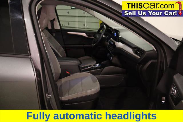 Used 2022 Ford Escape SE w/ SE Sport Appearance Package image 20