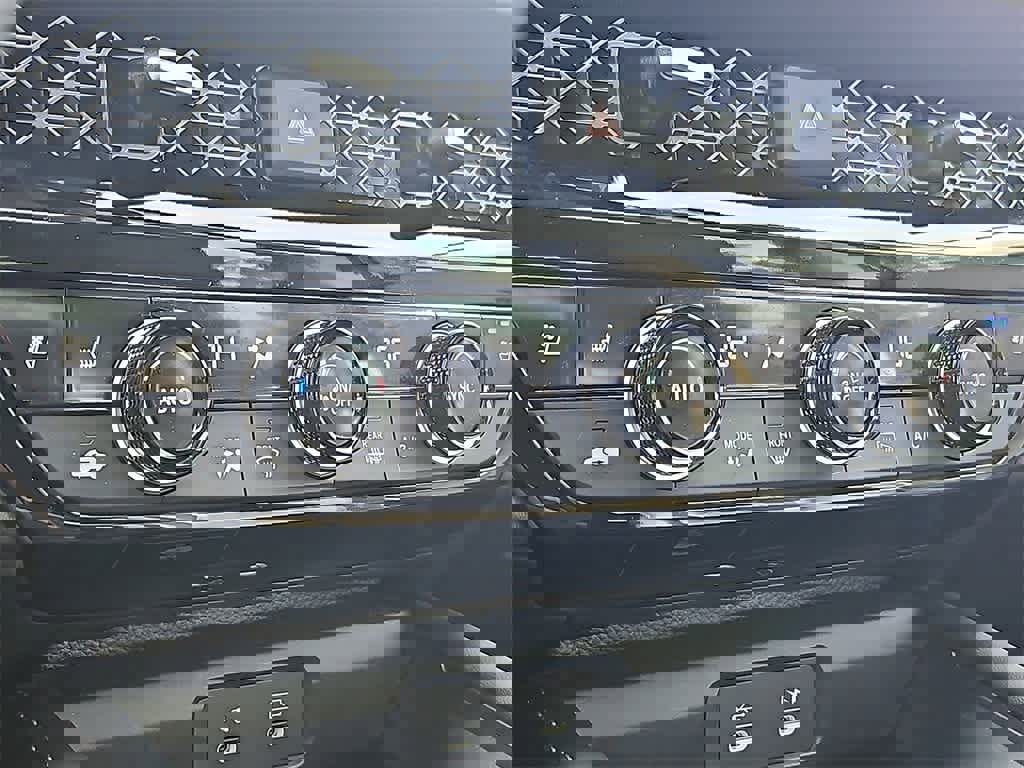 Used 2025 Honda Accord Touring image 15