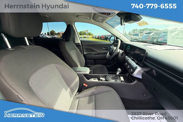 Certified 2025 Hyundai Kona SE AWD/4WD image 27