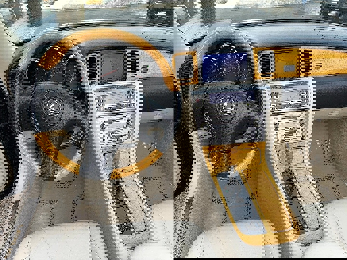 Used 2005 Lexus SC 430 Convertible image 7