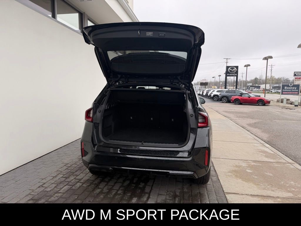 Used 2026 BMW X1 xDrive28i AWD/4WD image 8