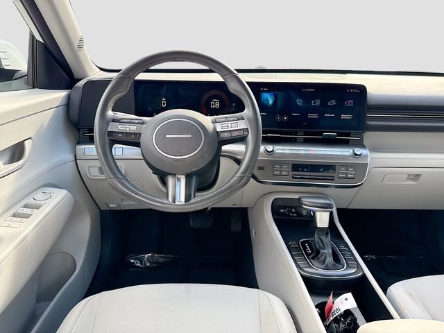 Used 2024 Hyundai Kona SEL image 21