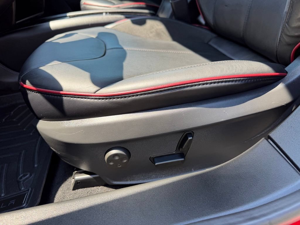 Used 2013 Tesla Model S Performance RWD image 13