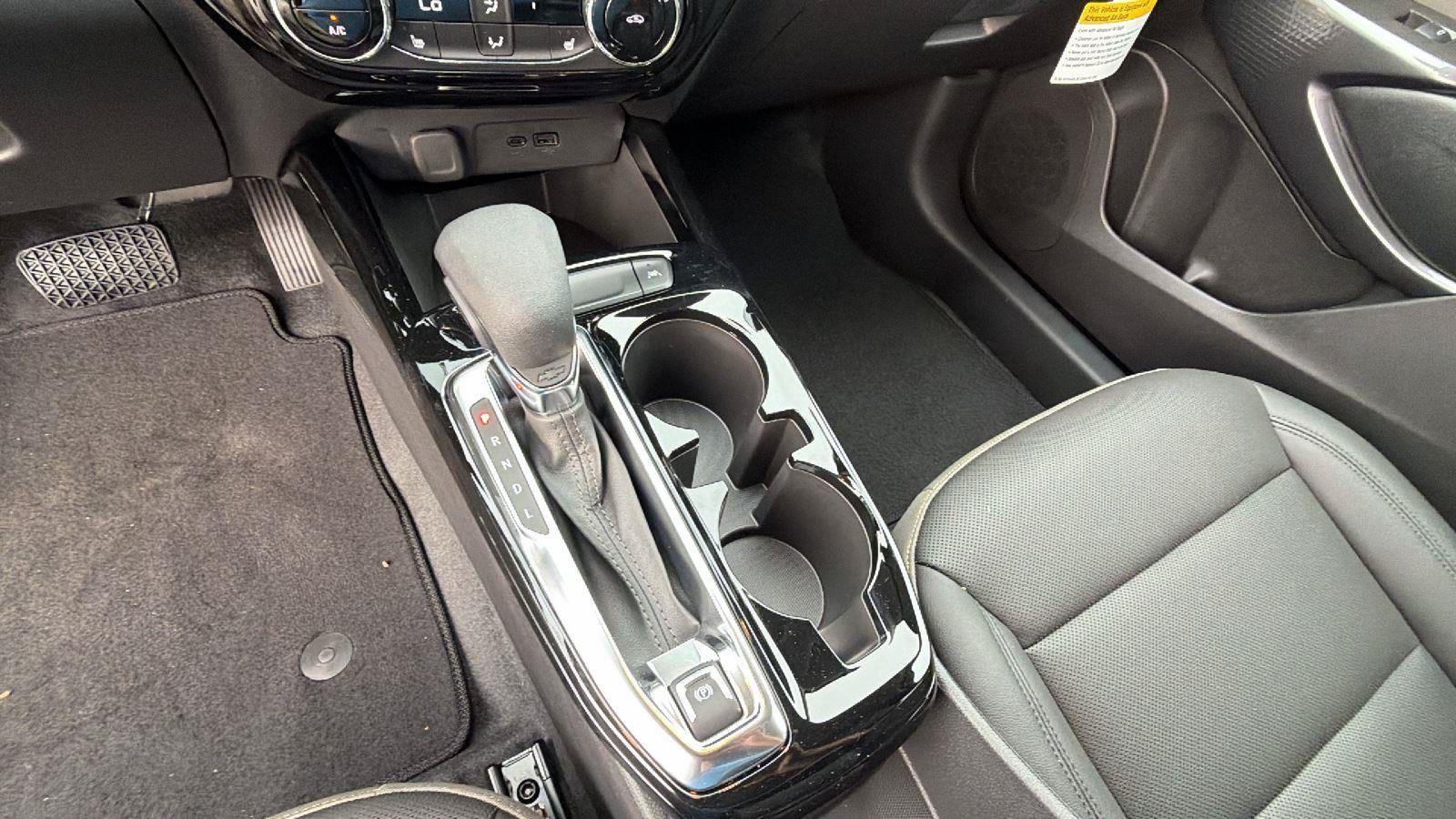 New 2026 Chevrolet Trax ACTIV w/ Driver Confidence Package FWD image 25