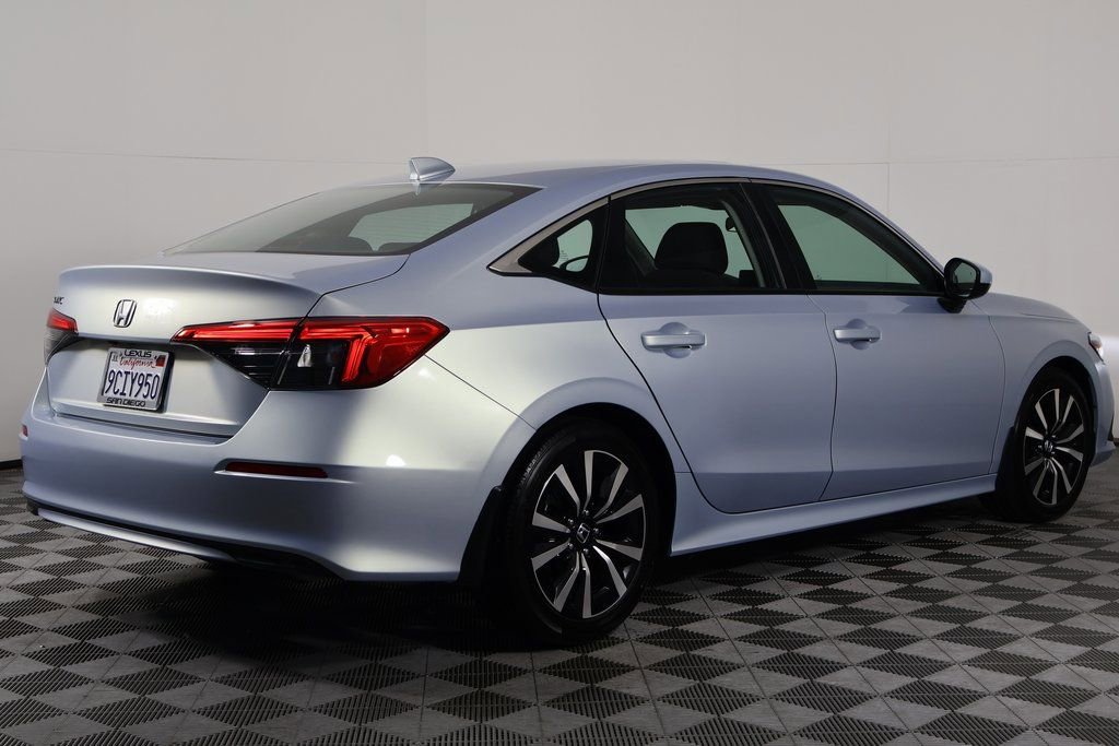 Used 2022 Honda Civic EX image 4