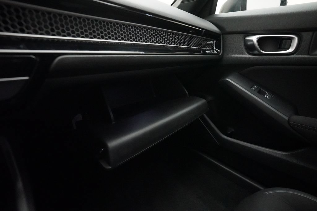 Used 2024 Honda Civic Sport image 29