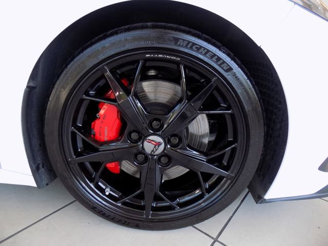 Used 2021 Chevrolet Corvette Stingray Premium Cpe w/ Z51 Performance Package RWD image 13