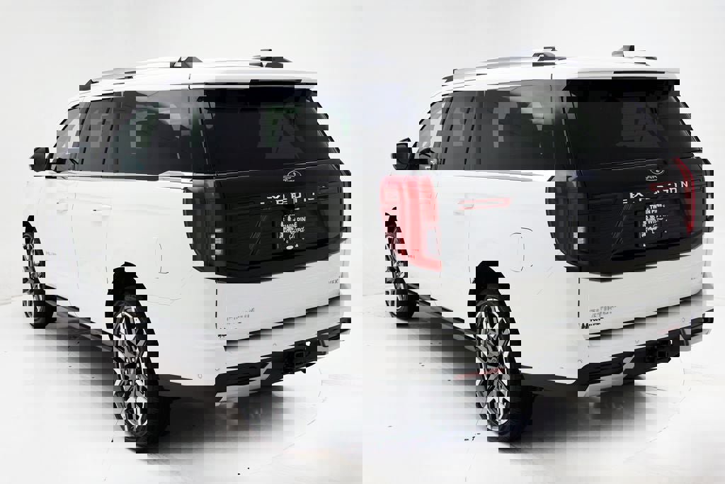 Used 2025 Ford Expedition Max Platinum w/ Platinum Ultimate Package image 7