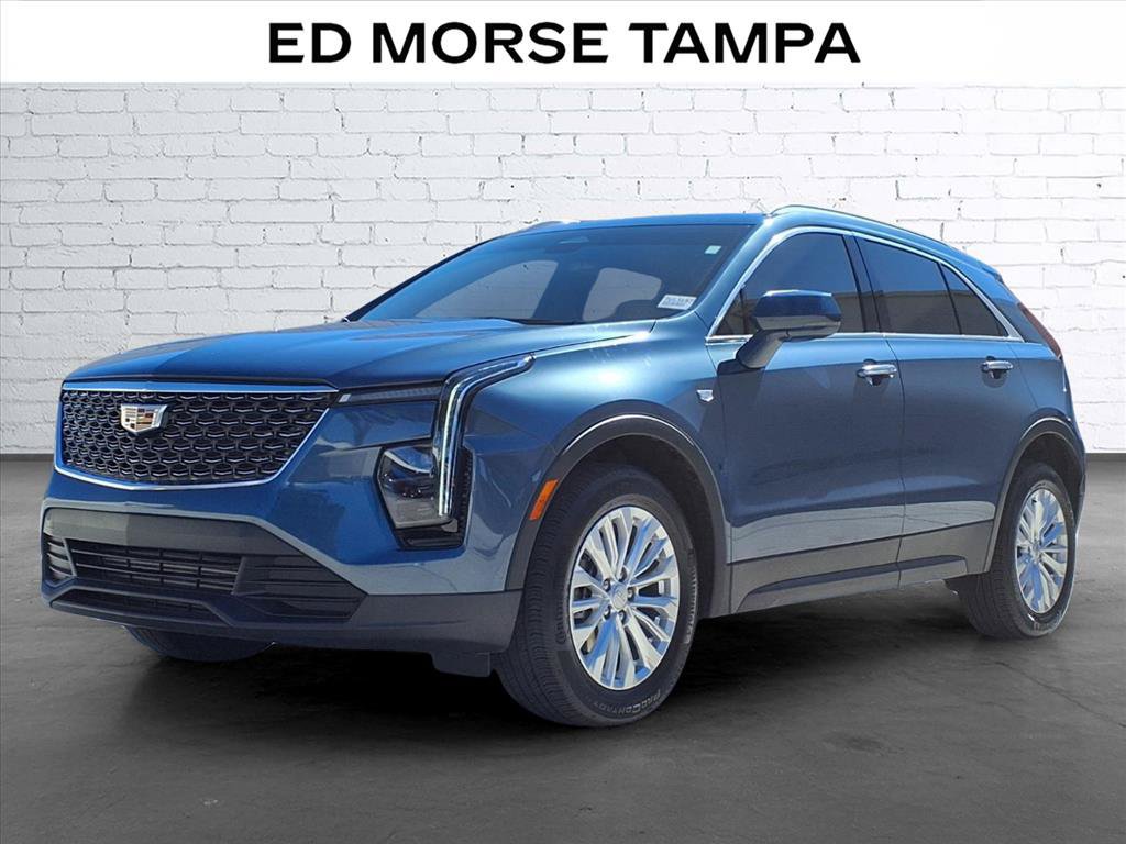 Certified 2024 Cadillac XT4 Luxury FWD image 1