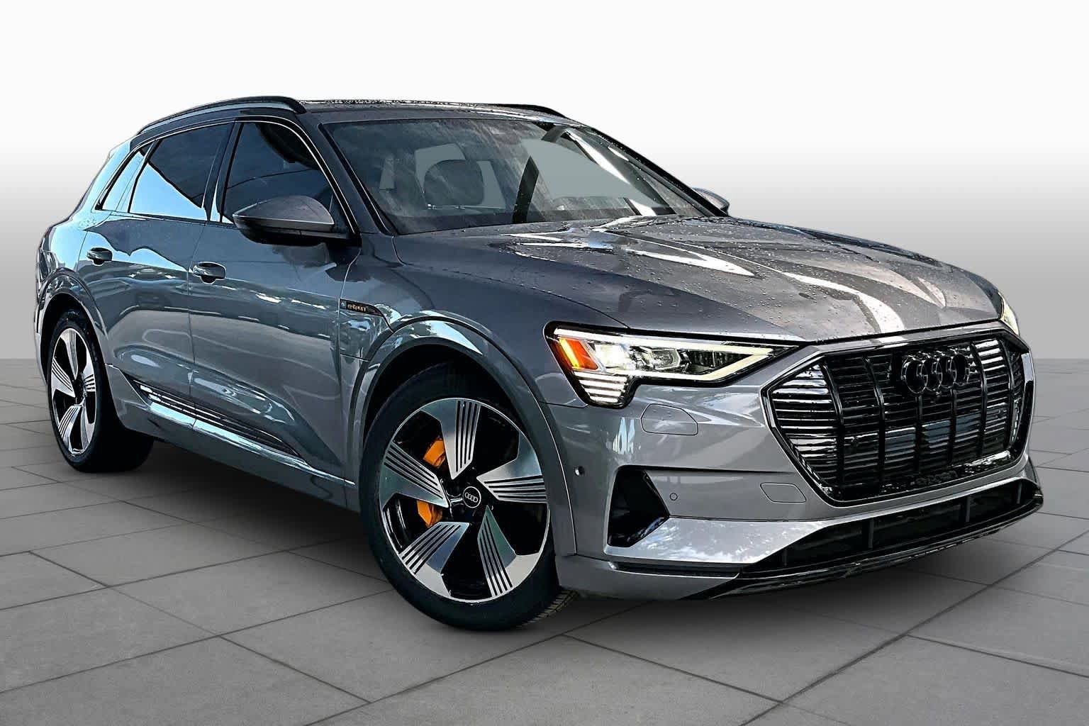 Used 2023 Audi e-tron Premium Plus w/ Premium Plus Package AWD/4WD image 2