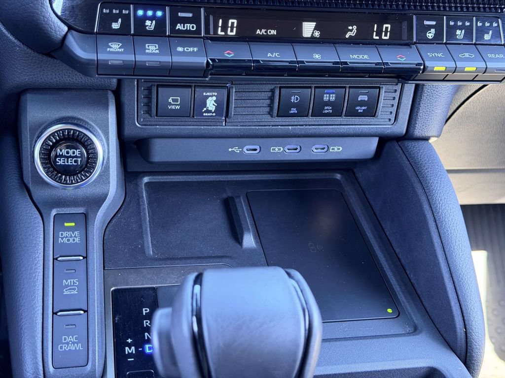 Used 2025 Toyota Land Cruiser w/ Premium Package AWD/4WD image 6