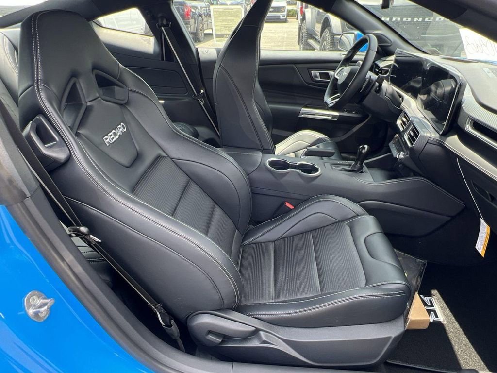 New 2025 Ford Mustang GT Premium w/ GT Performance Package image 26