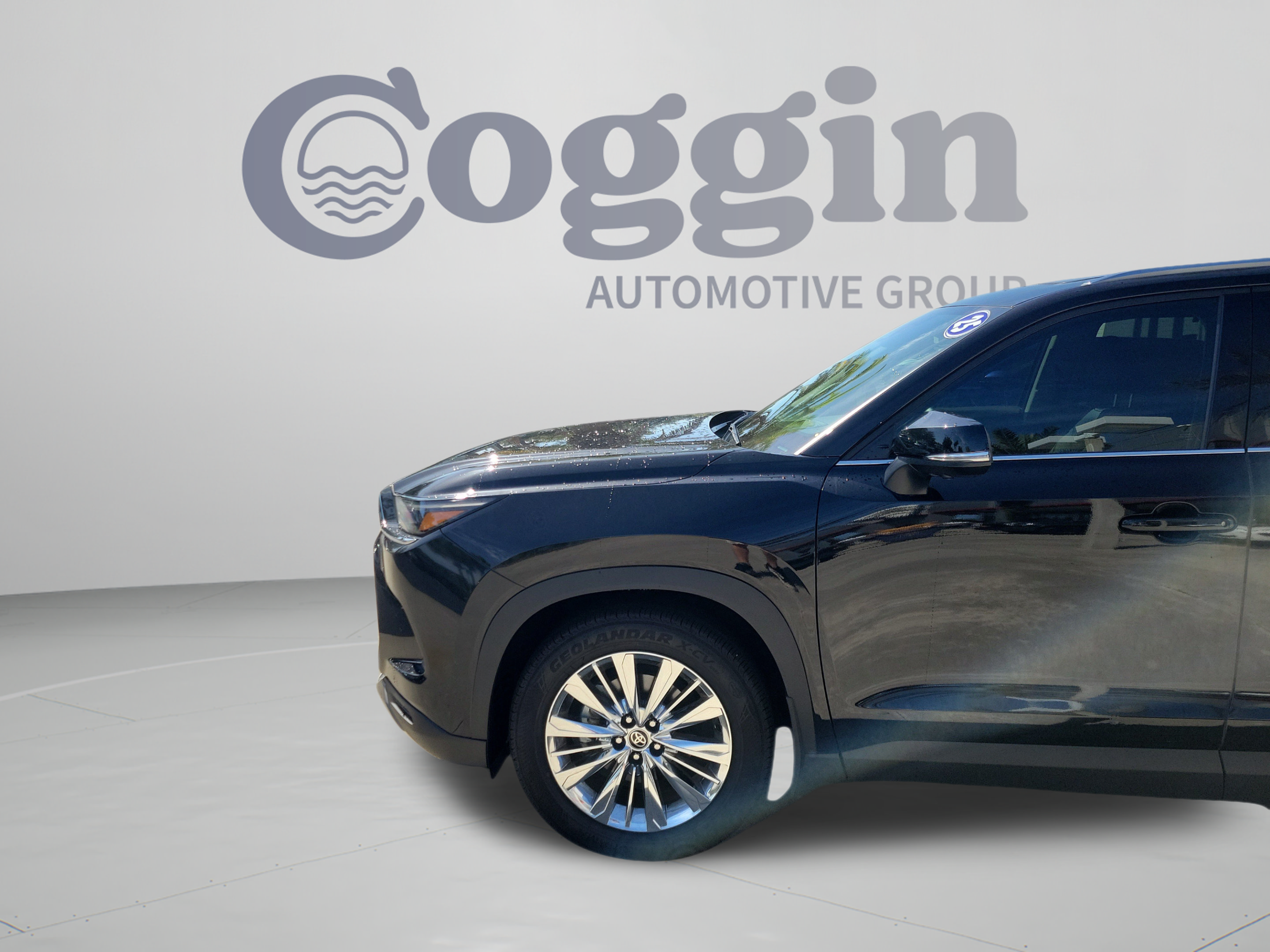 Certified 2025 Toyota Grand Highlander AWD image 30