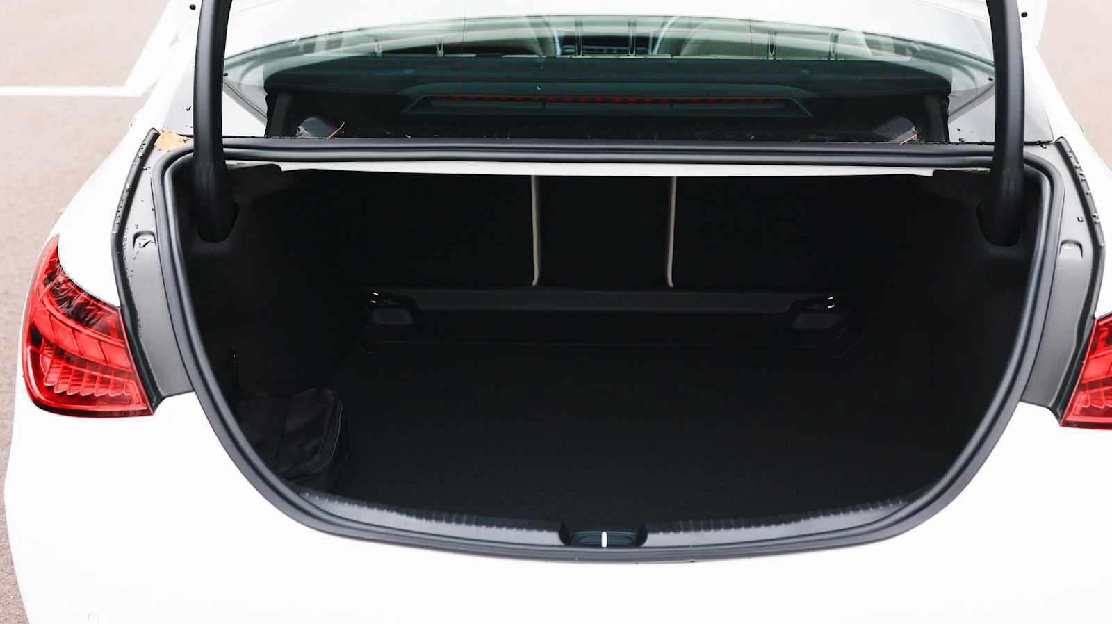 Used 2026 Mercedes-Benz C 300 4MATIC Sedan image 13